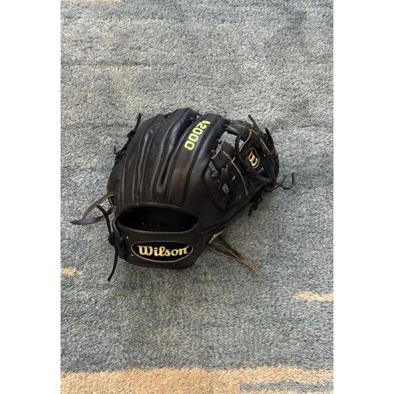 Wilson A2000 RH Baseball Glove 11.25" (Used)