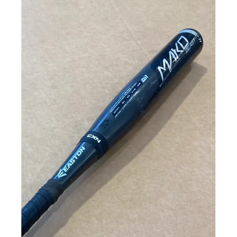 2017 Easton Mako Beast Composite USSSA Bat -11 19OZ 30"