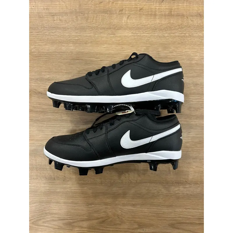 Black Men's Size M 11.5 (W 12.5) Jordan Low Top Footwear Molded Cleats (New)