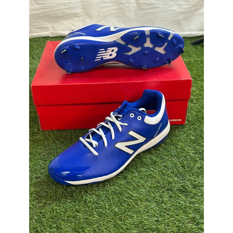 Blue Men's Size M 14.0 New Balance Low Top Footwear Metal (Used)