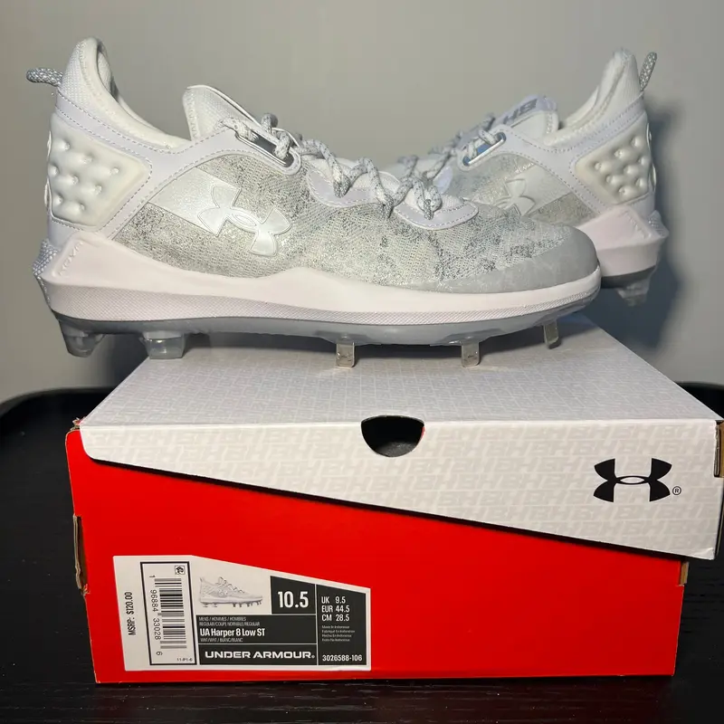NEW Size 10.5 Harper 8 Low ST Mens Baseball Cleats White
