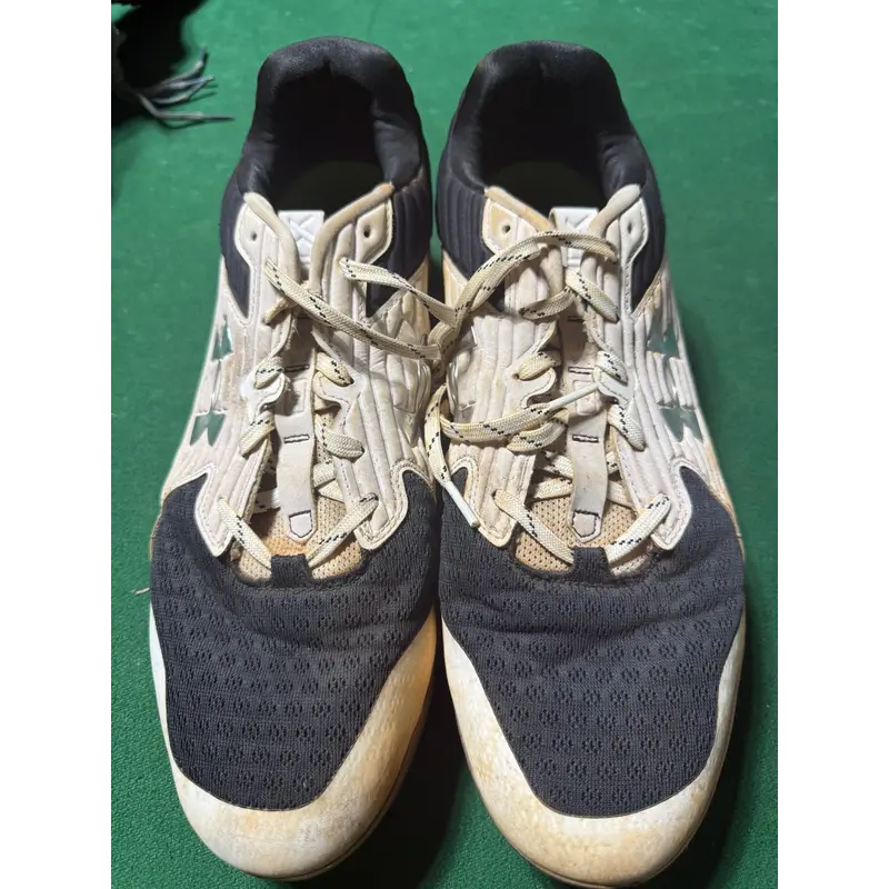 Baseball cleats size 14 UNDER ARMOUR