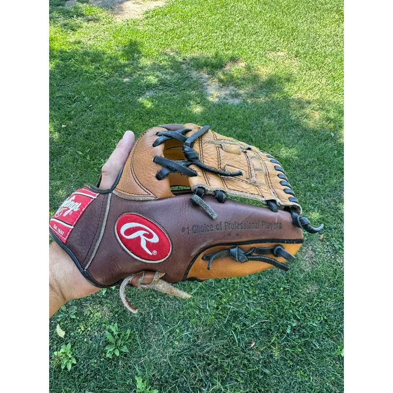 Rawlings Bull Series RH Baseball Glove 11.25" (Used)