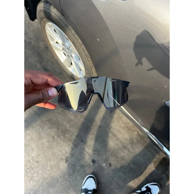 Unisex   100% Sunglasses (Used)