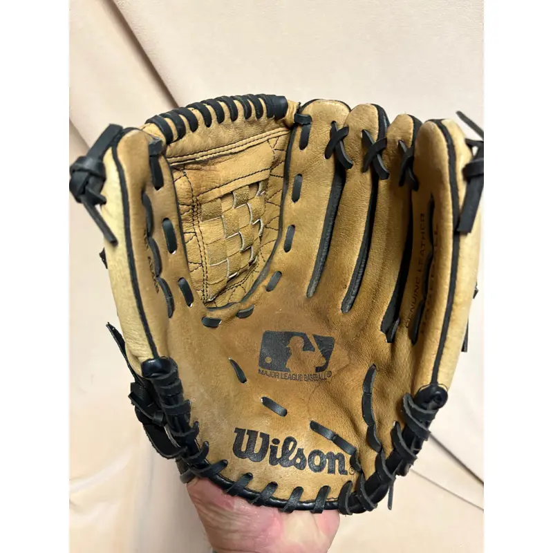 RH Wilson A2448 Baseball Glove 12" (Used)