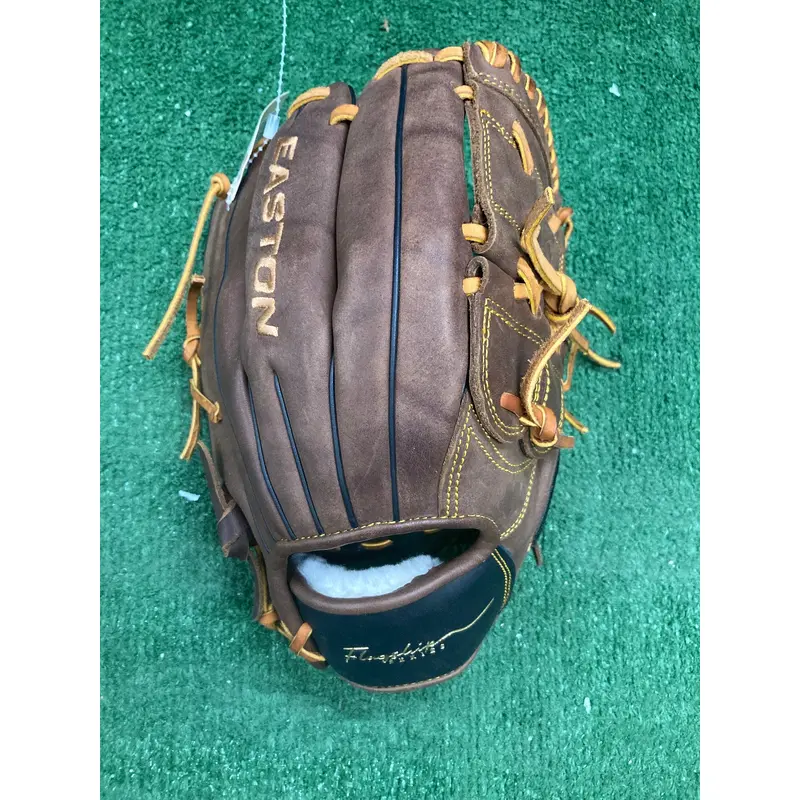 Brown Easton Flagship RH Baseball Glove 12" (Used)