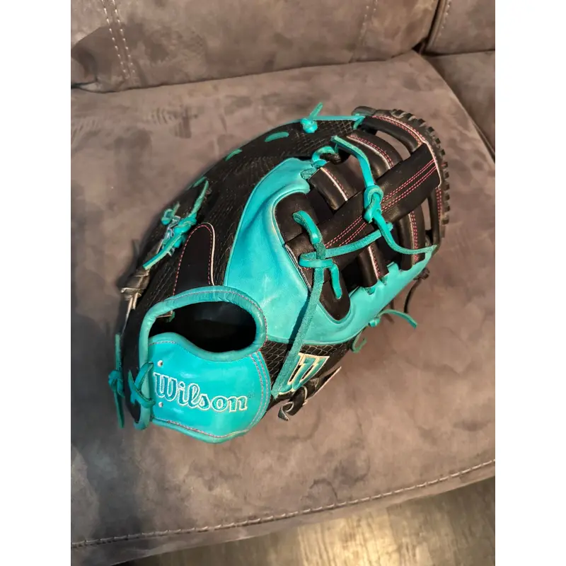 2025 Wilson A2K RH First Base Baseball Glove 12.5" (Used)