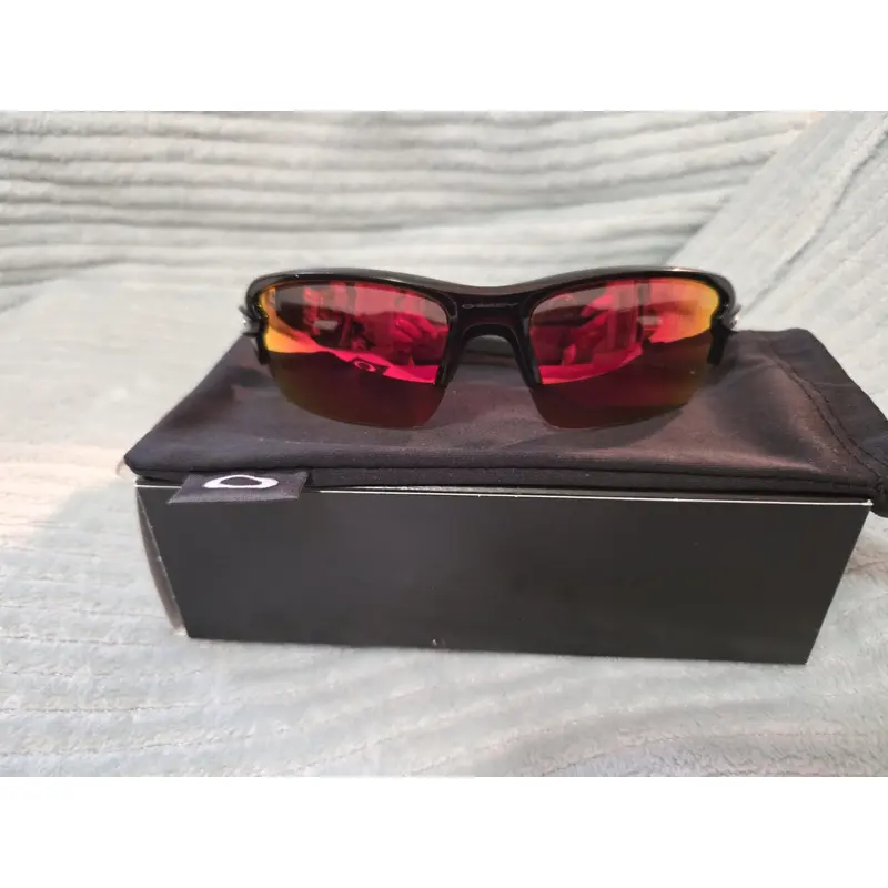 Unisex XS Oakley Sunglasses (Used)