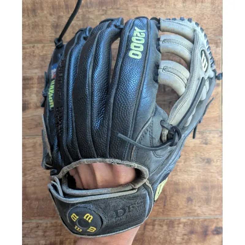 Wilson A1955 Conform 12.5"