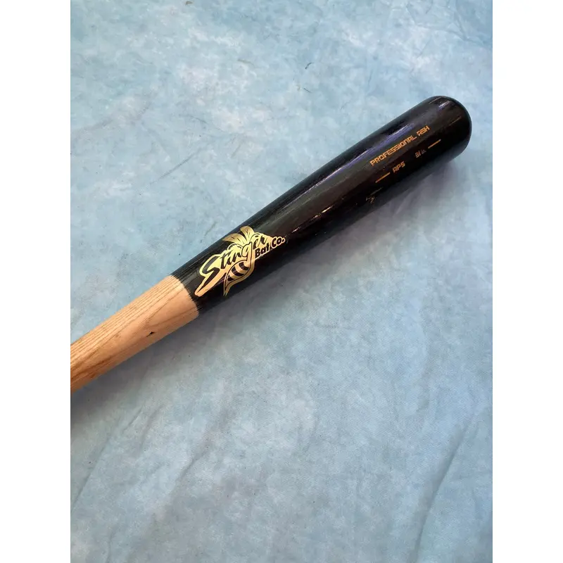 Stinger Bat AP5 Pro Grade 31"
