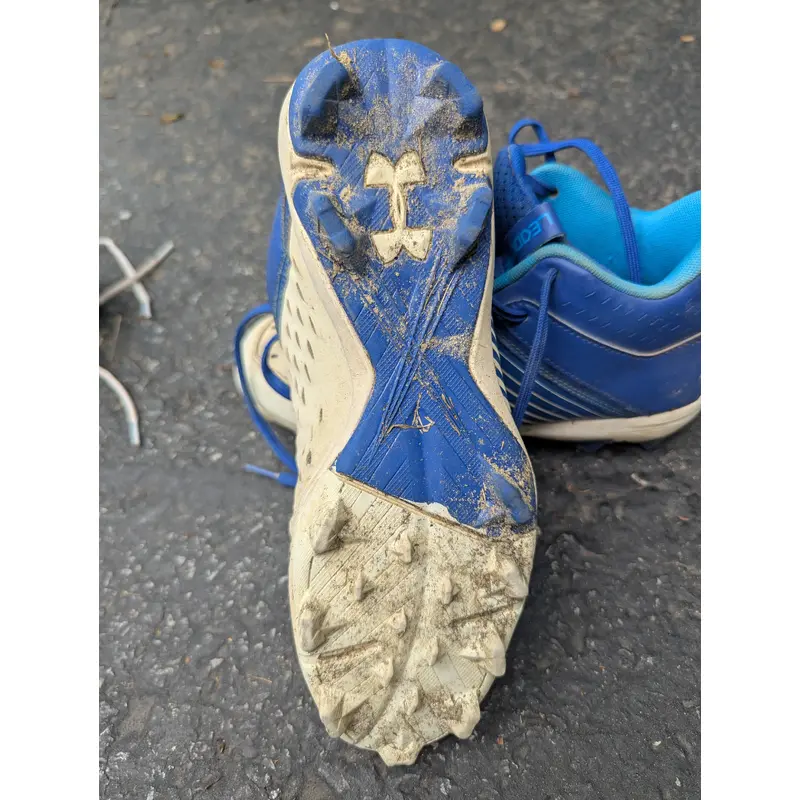 Blue Kid's 6Y (Big Kids / Youth) Youth Under Armour High Top Molded Cleats (Used)