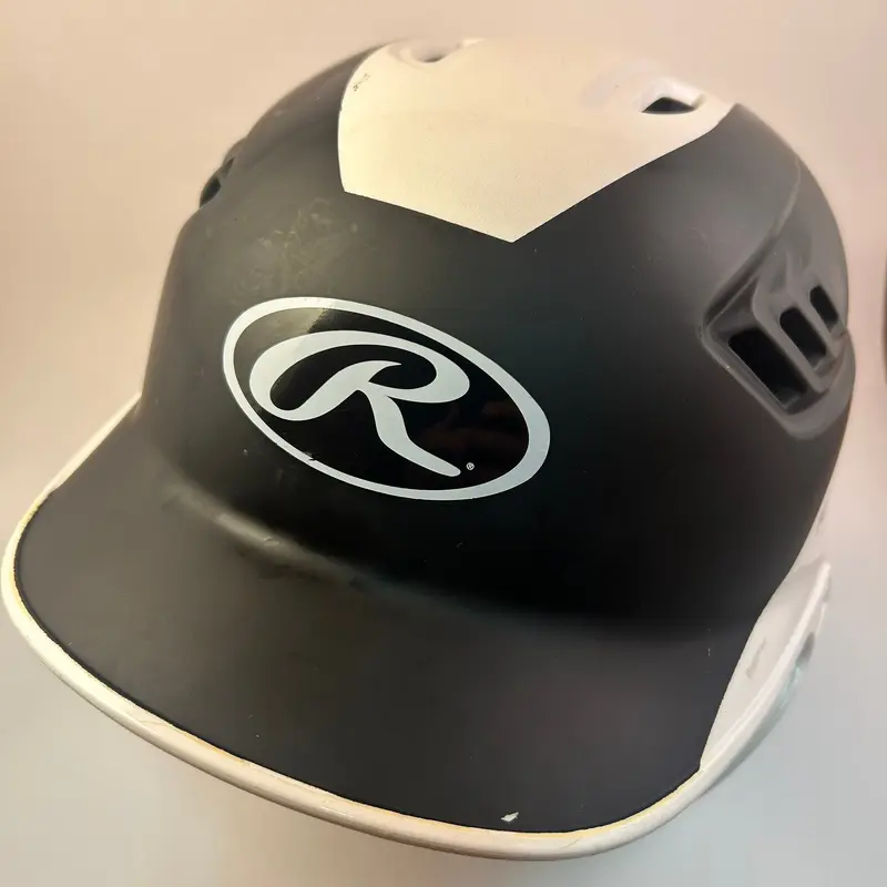 6 7/8-7 5/8Rawlings Batting Helmet (Used) White