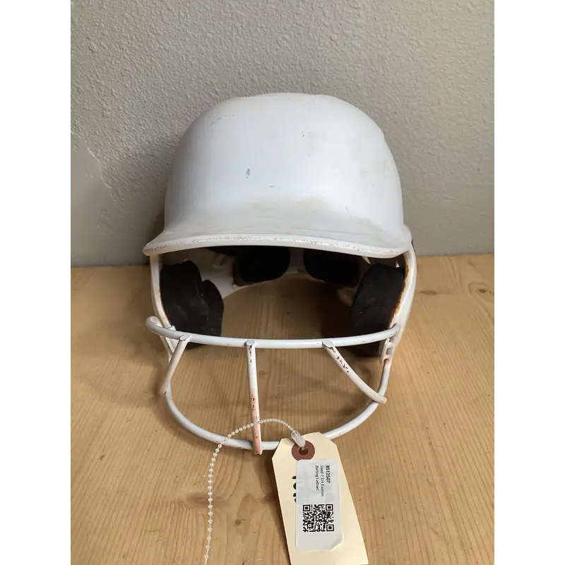 Used White 6 5/8-7 1/4 Easton Batting Helmet Screamin E