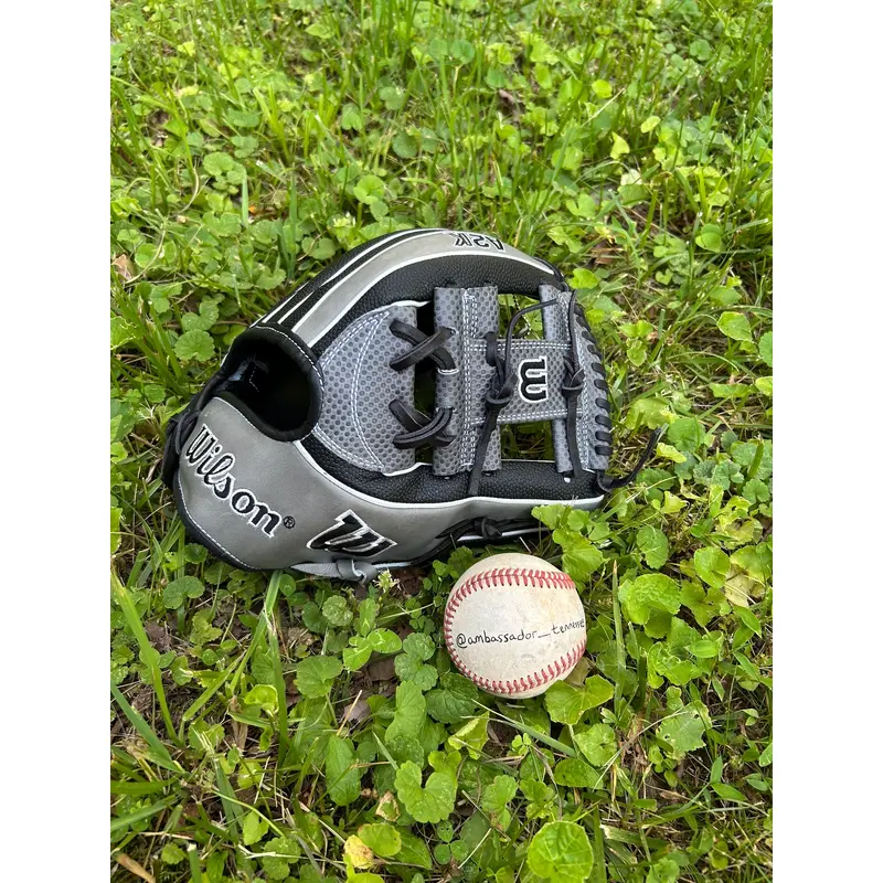 2025 Wilson A2K 1787 11.75 Super Skin Infield Baseball Glove Black/Grey