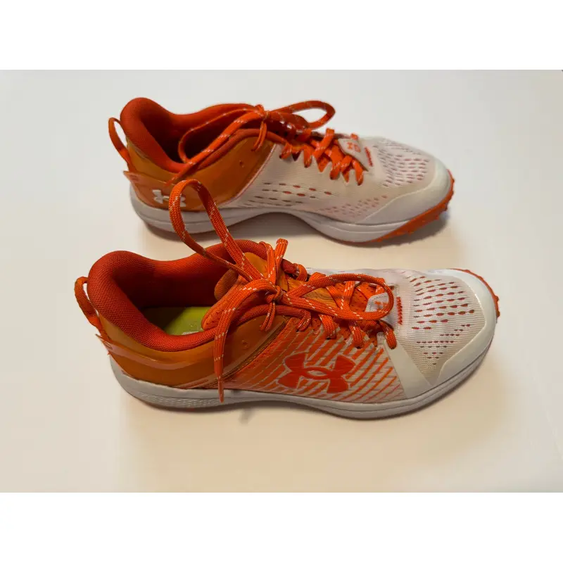 Under Armor Yard Turf baseball turf shoes - size 9