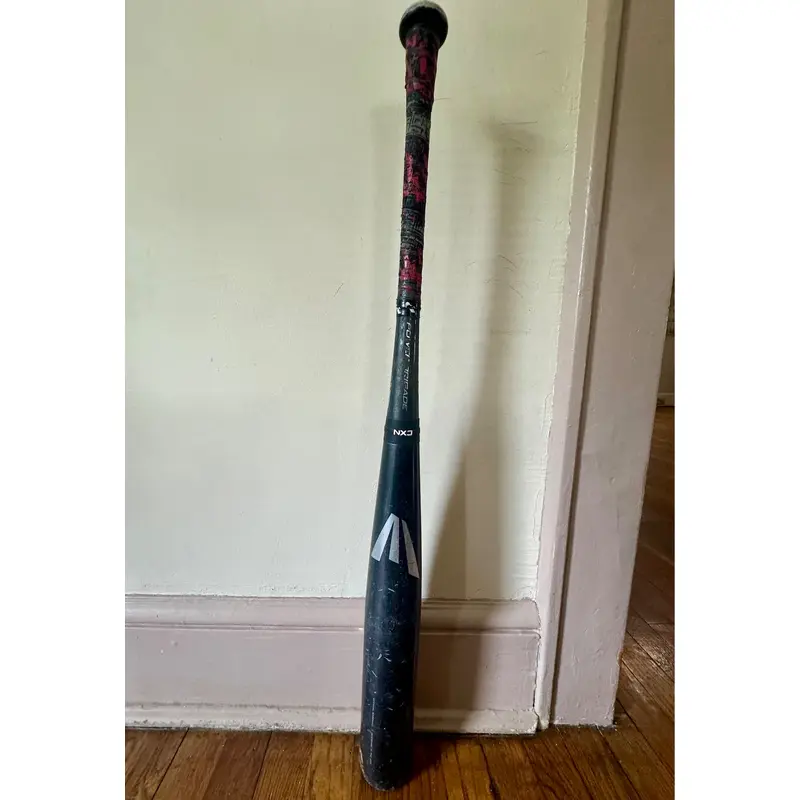 Used Easton BBCOR Certified Composite 29 oz 32" Mako Beast Bat