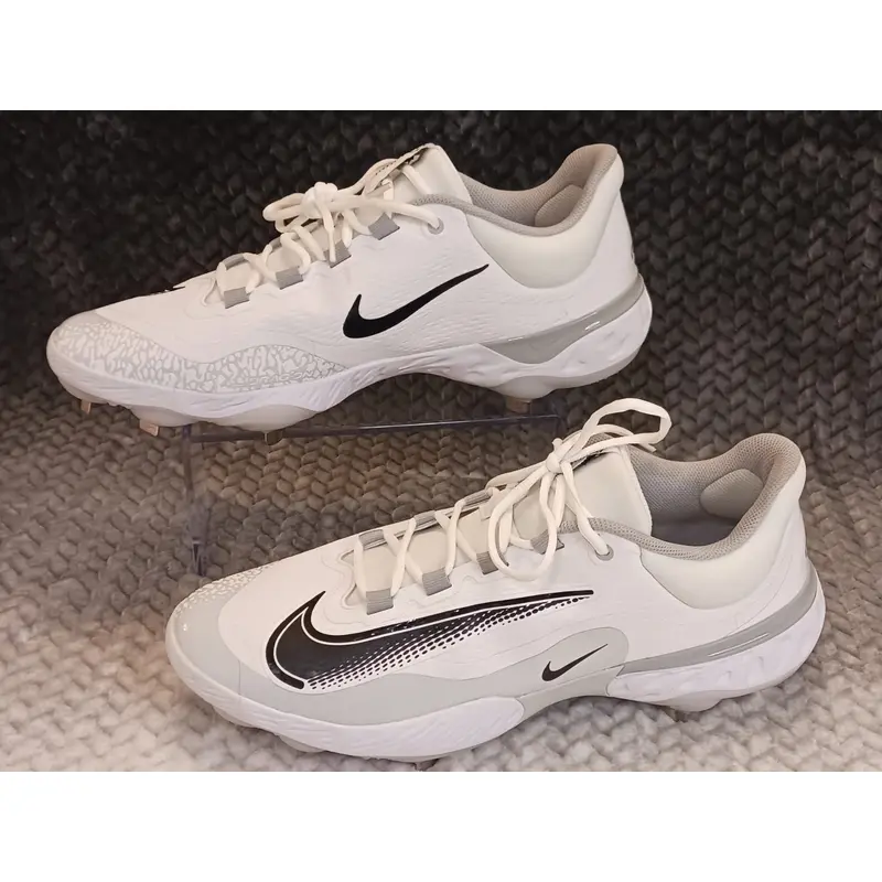 White Men's Size M 14.0 (W 15.0) Adult Nike Low Top (New)