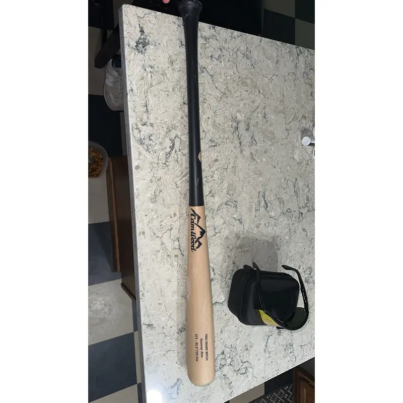 2025 CamWood Game Bat Bat (-3)  29.5 oz 32.5" (Used)