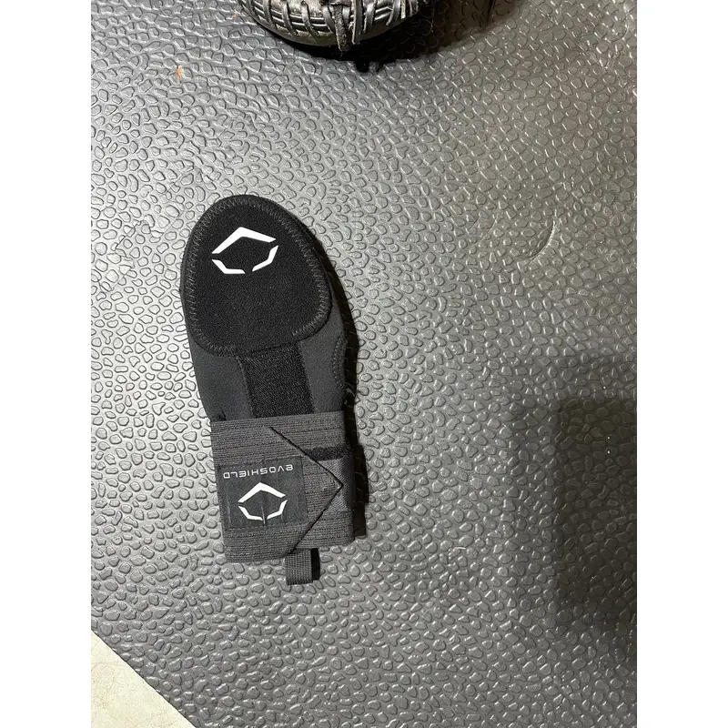 EvoShield Sliding mitt Wrist Guards (Used)