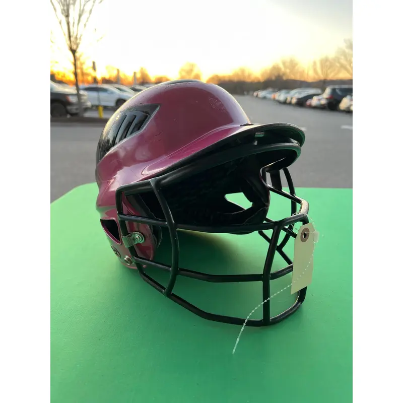 Used 6 1/2 - 7 1/2 Rawlings Batting Helmet