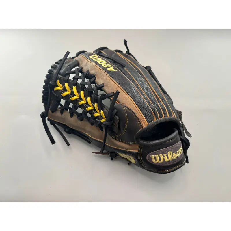 Wilson LHT A2000 Baseball Glove 12.25" (Used)