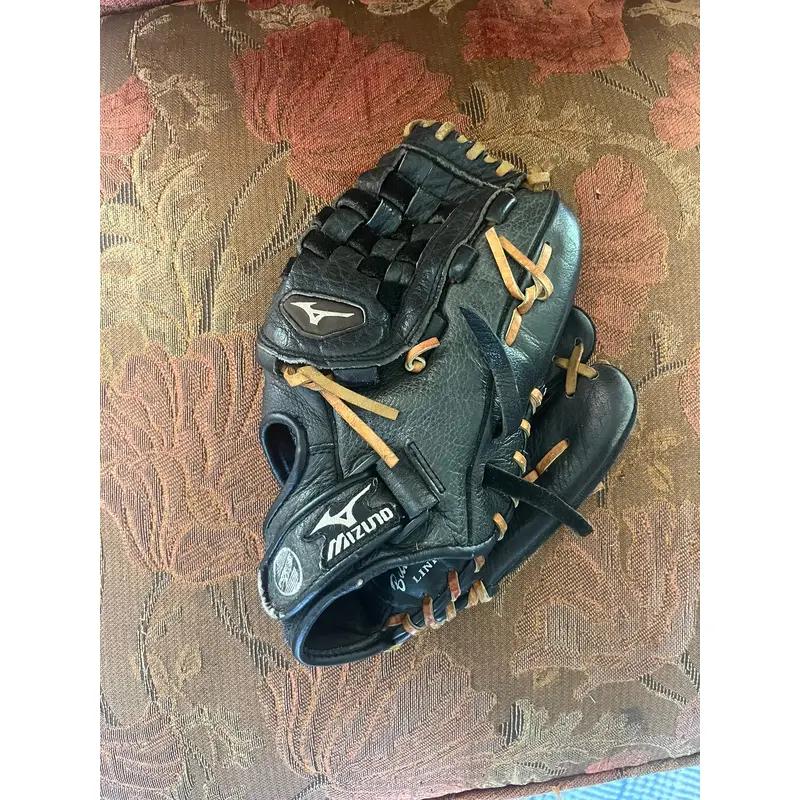 Mizuno RH Baseball Glove 11.5" (Used)