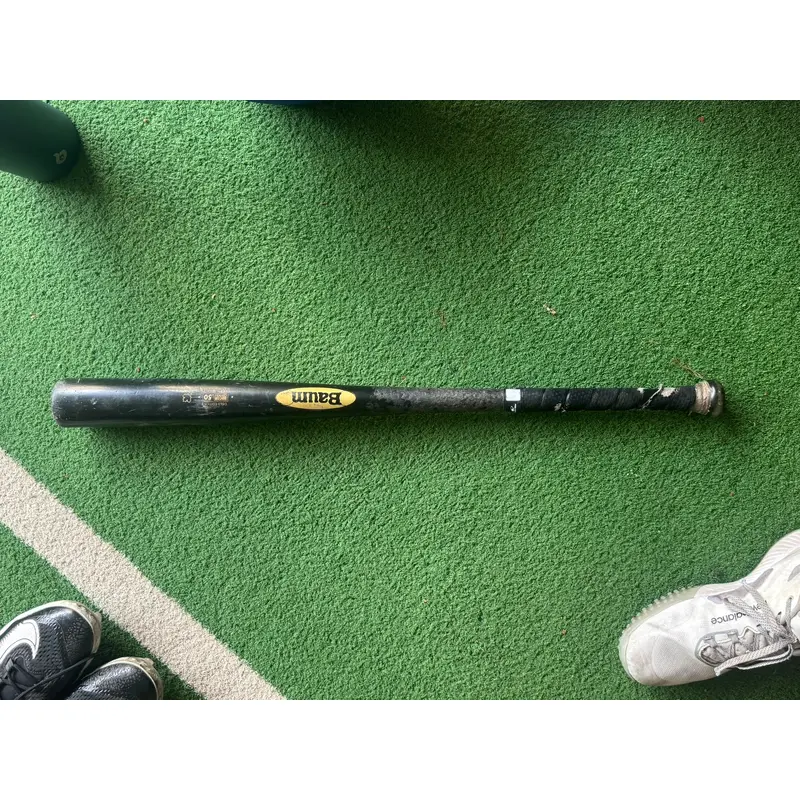 Baum Bat (with Grip) 33/30 -3