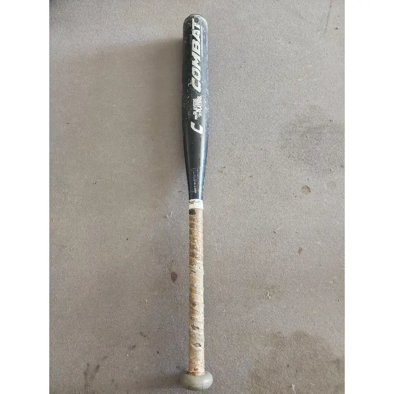 Combat B4 Portent USSSA Certified Bat (-10) Composite 18 oz 28" (Used)