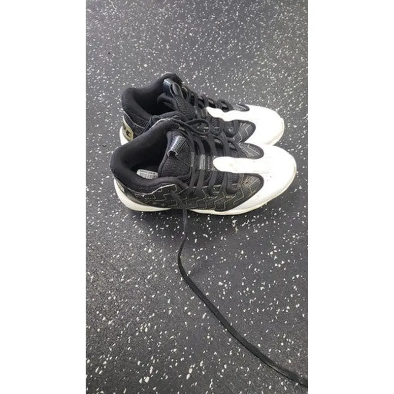 Used Under Armour BH SHOW BB/SB Cleats Black Junior 02 11849-S000030636