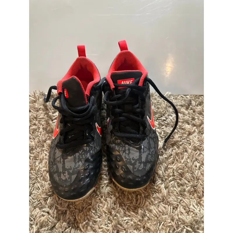 Nike hyperdiamond cleats