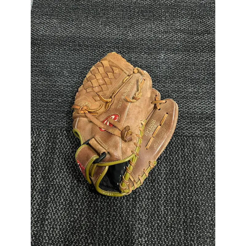 Rawlings Right Hand Throw Infield Player Preferred Baseball Glove 12" (Used)