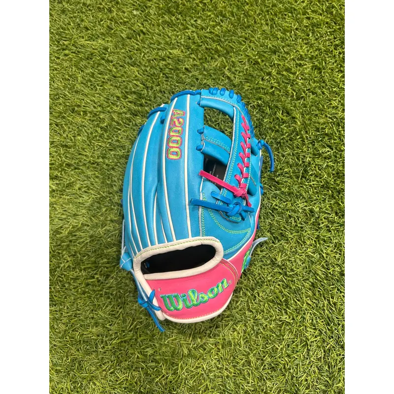2024 Right Hand Throw Wilson Infield A2000 1785 Baseball Glove 11.75" (New)