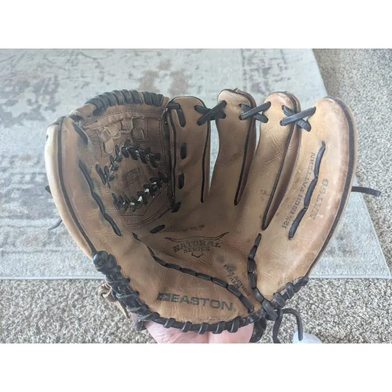 Easton Right Hand Throw Natural NAT60 Baseball Glove 12.5" With Tanned  Leather