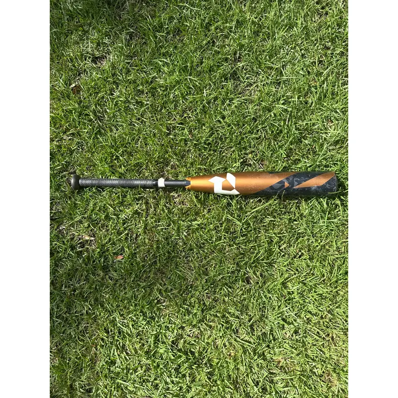 2023 DeMarini Zoa Composite Bat (-8)  21 oz 29" (Used)