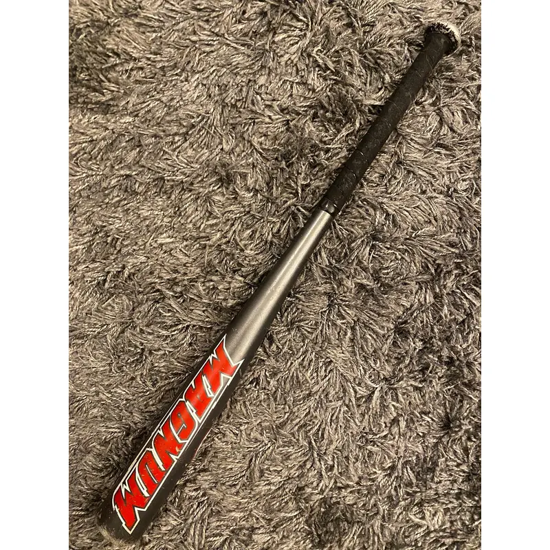 Easton Magnum 27 Youth Baseball Bat