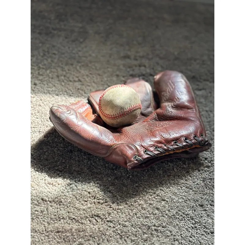1950's Wilson A2954 Baseball Glove "Ball Hawk", Made in USA