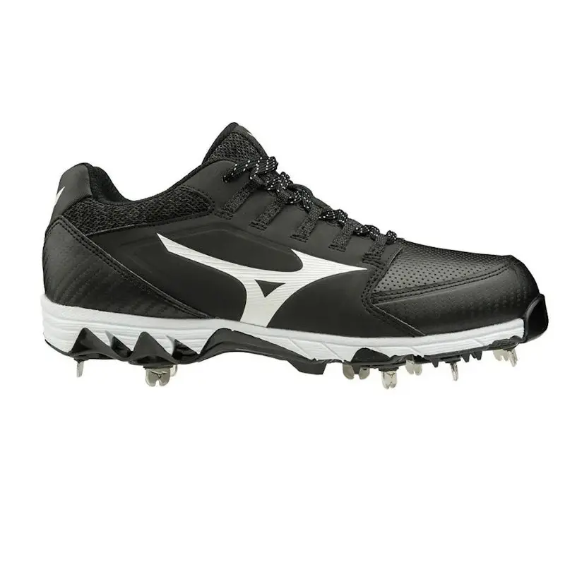 New Women's Mizuno Metal Swift 6 Size 6.5