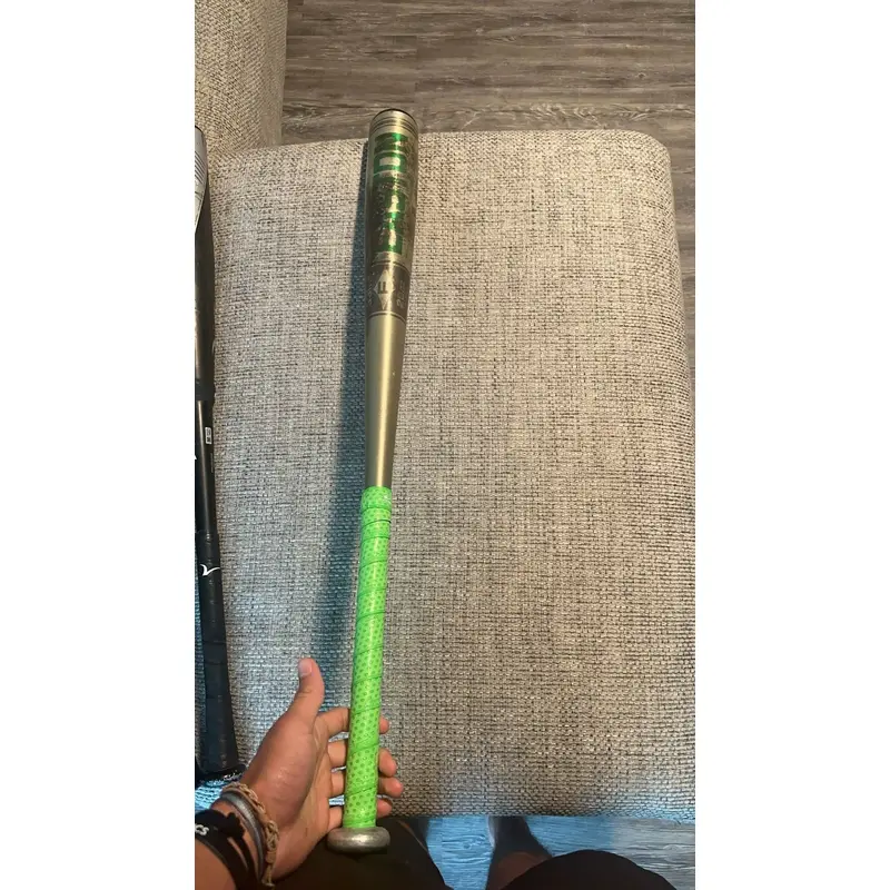 Used Easton (-3) 30 oz 33" B5 Pro Big Barrel Bat