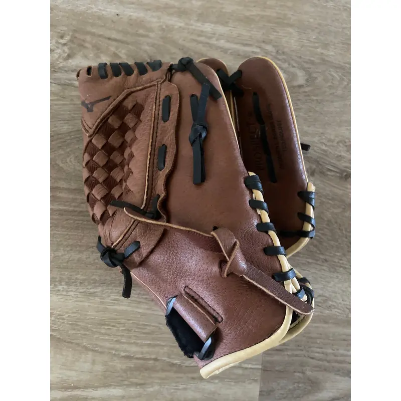 Mizuno Right Hand Throw Power Close Baseball Glove 11.5" (Used)