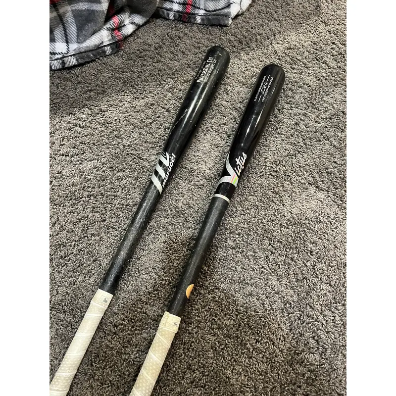 Victus 32 -3 And Marruci 32 -3 Wood Bats
