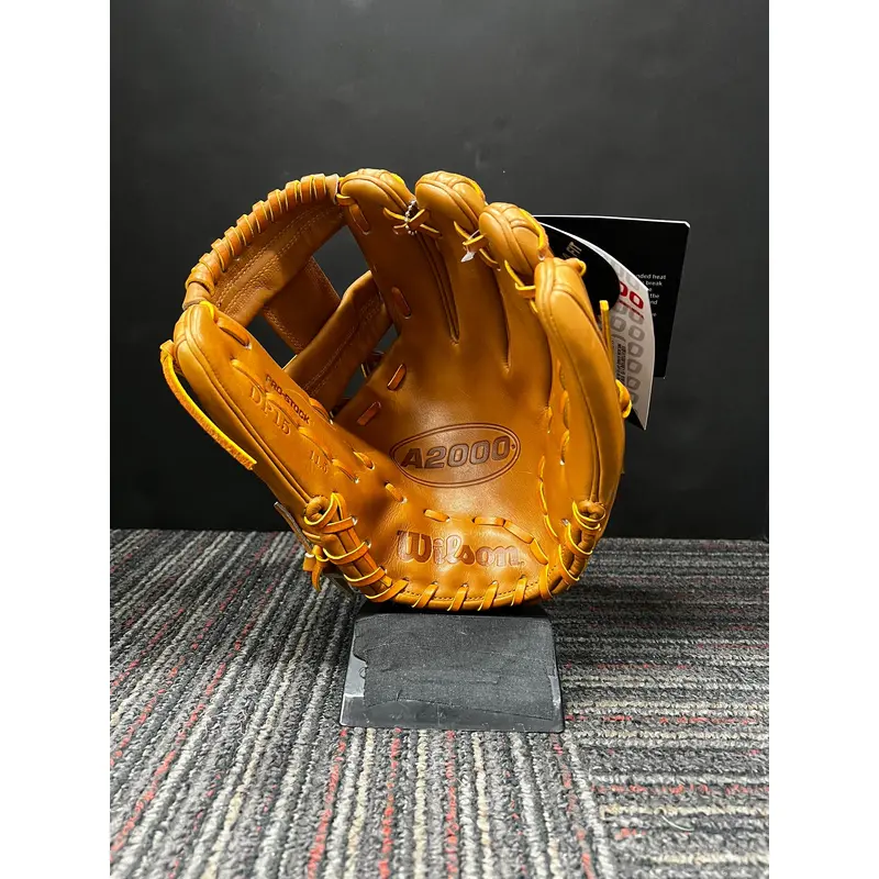 News Wilson 11.5" A2000 DP15 Baseball Glove