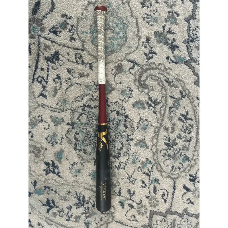 Victus (-3) 29 oz 32" (Used) Bat