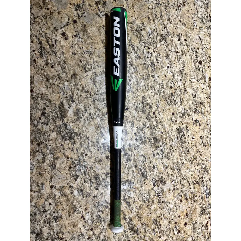 VERY RARE SIZE - HARD TO FIND MAKO!!  Easton Mako 28/17 (-11)