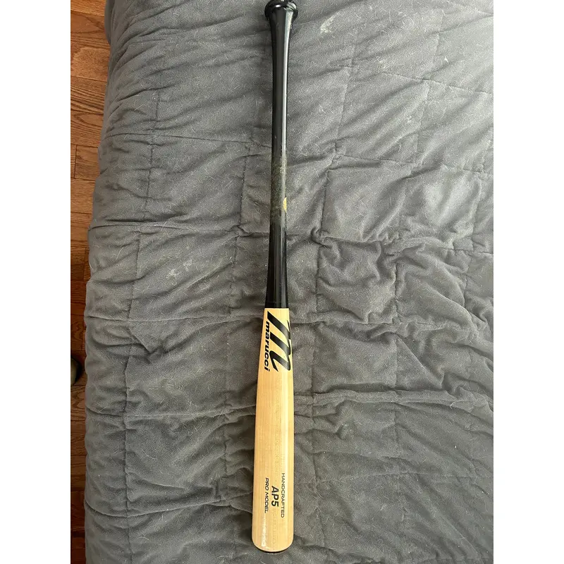 Used Marucci (-3) 29 oz 32" Bat