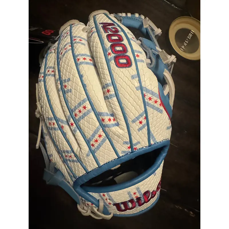 New 2024 Infield Right Hand Throw Wilson A2000 Baseball Glove 11.5"