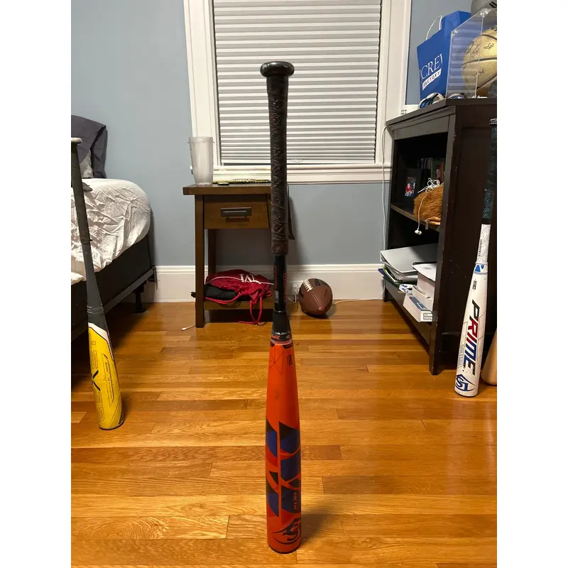Used 2022 Louisville Slugger BBCOR Certified Composite 30 oz 33" Meta Bat