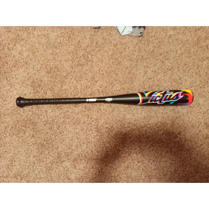 Used USSSA Certified 2024 Victus Alloy Vibe Bat (-5) 25 oz 30"