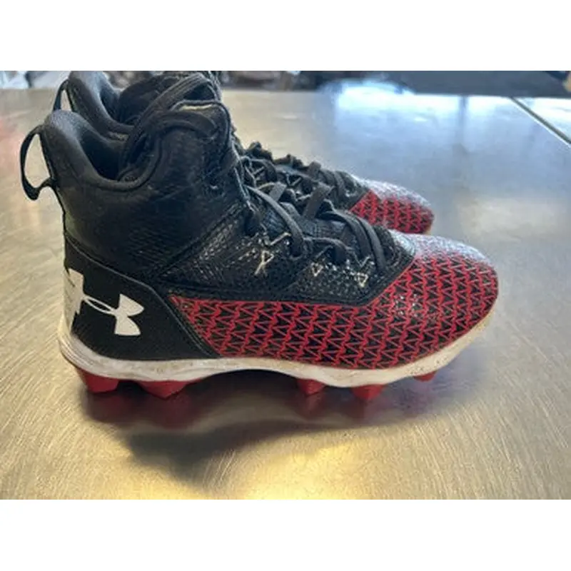 Used Under Armour CLEAT BB/SB Cleats Red Junior 03.5 11868-S000063836