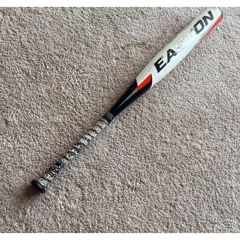 Used  Easton USSSA Certified Composite 25 oz 30" Maxxum Bat