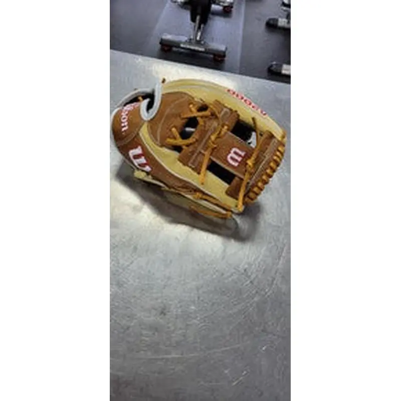 Wilson NEW A2000 H12 PRO STOCK 12" Fielders Gloves 11497-S000129742